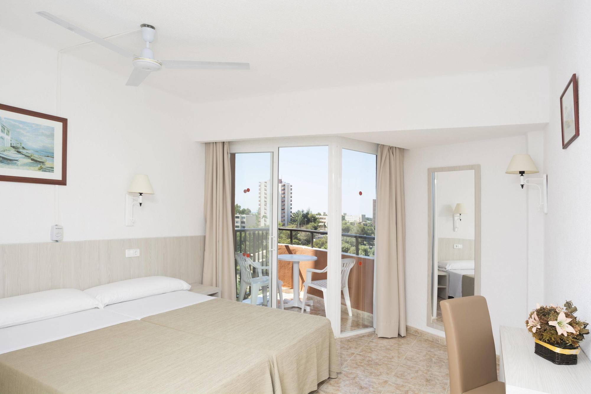 Hsm Canarios Park Cales de Mallorca Exterior foto